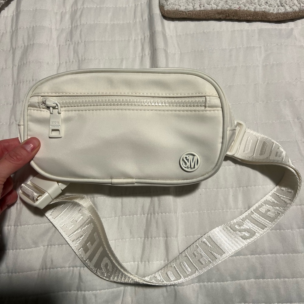 Steve Madden White Belt Bag with Logo Strap